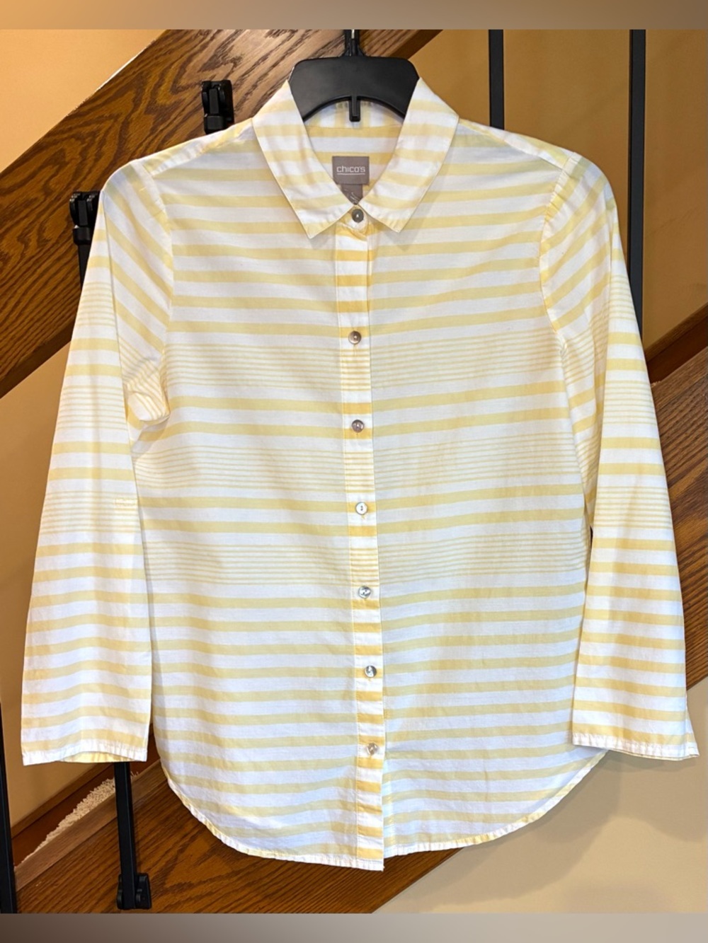 Chicos Shirt 100% Cotton Lightweight 3/4 Tab Sleeve Stripped Yellow White SZ. 1
